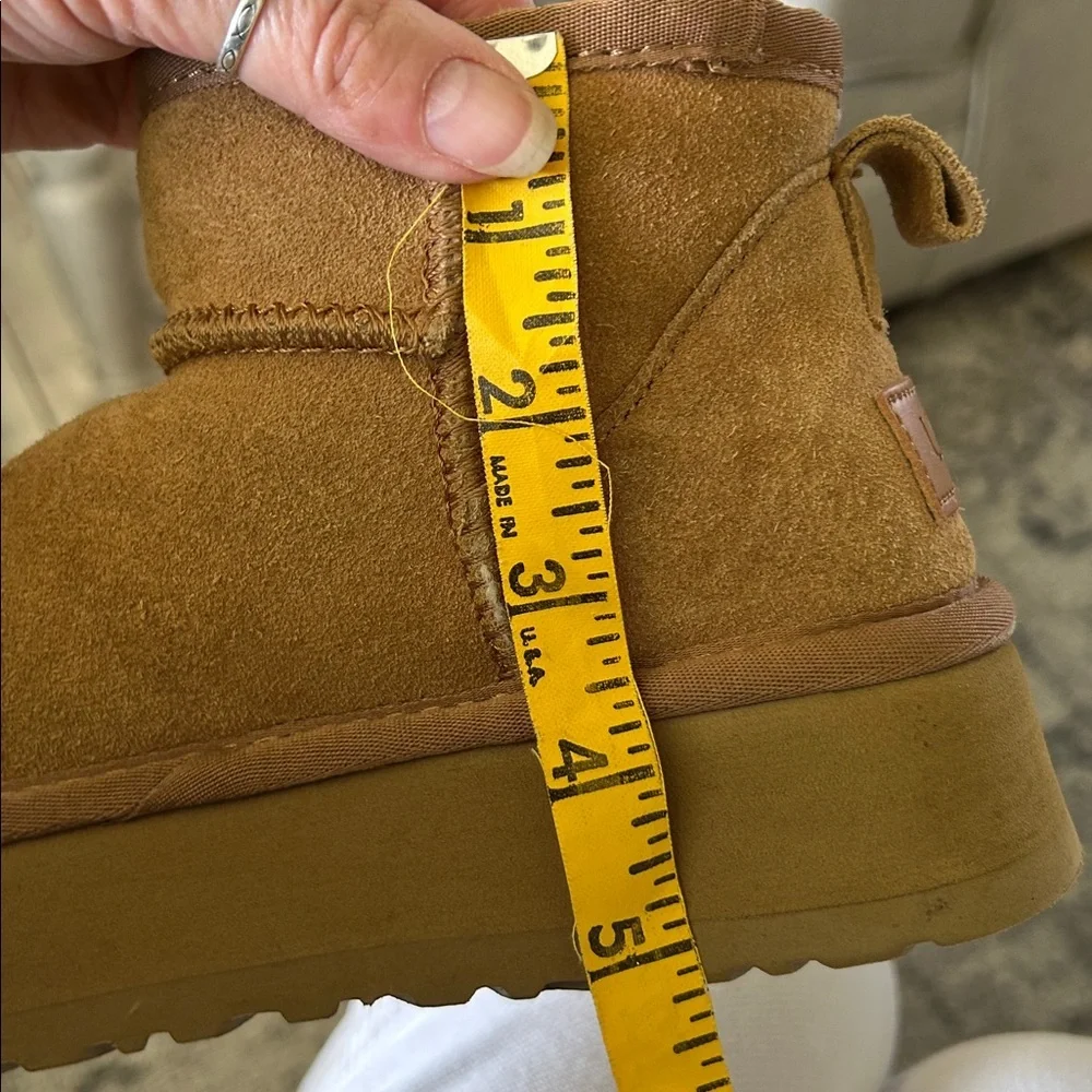 ugg classic